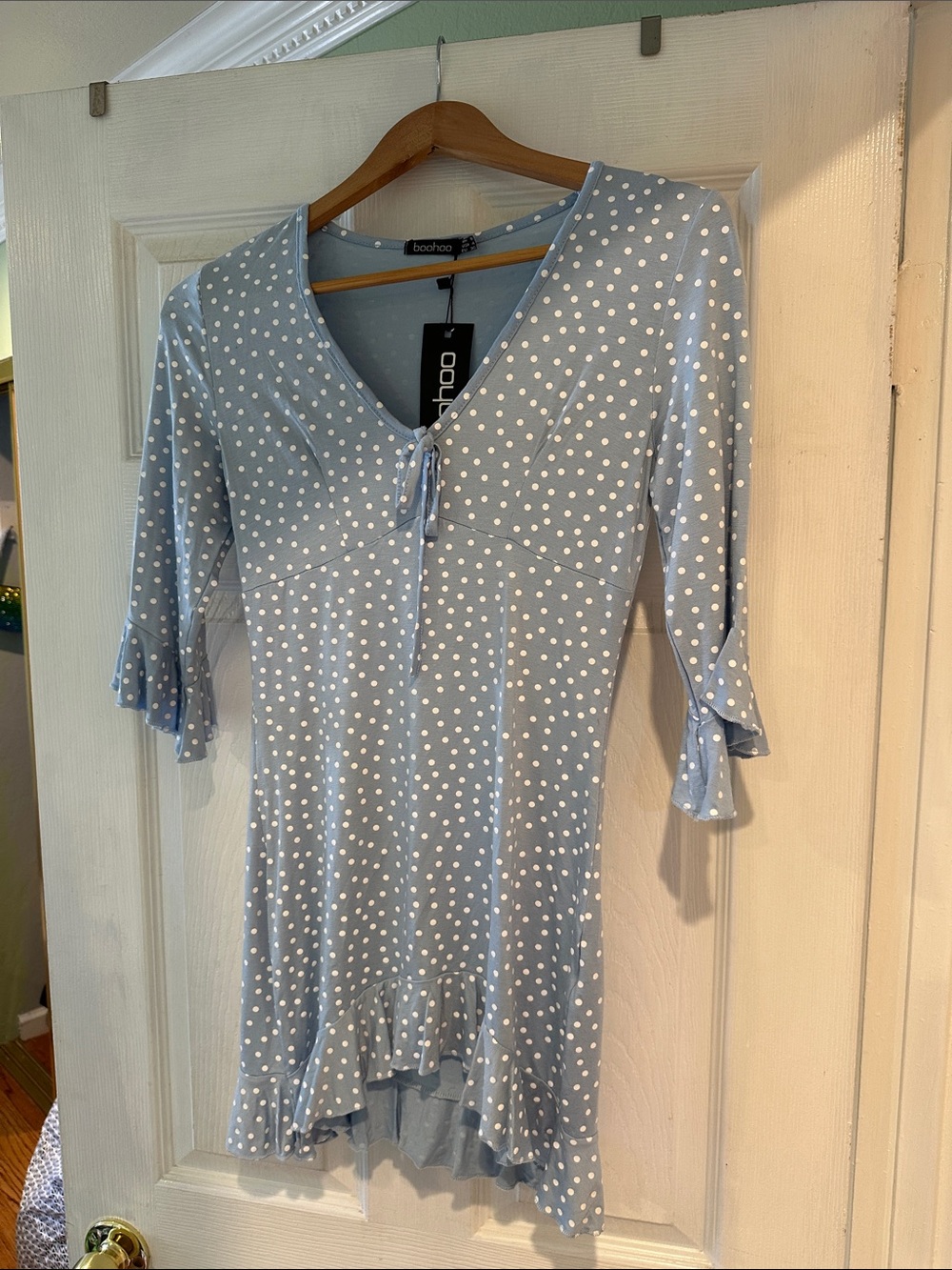Boohoo Light Blue White Polka Dot V‑Neck Ruffle Sleeve Tunic